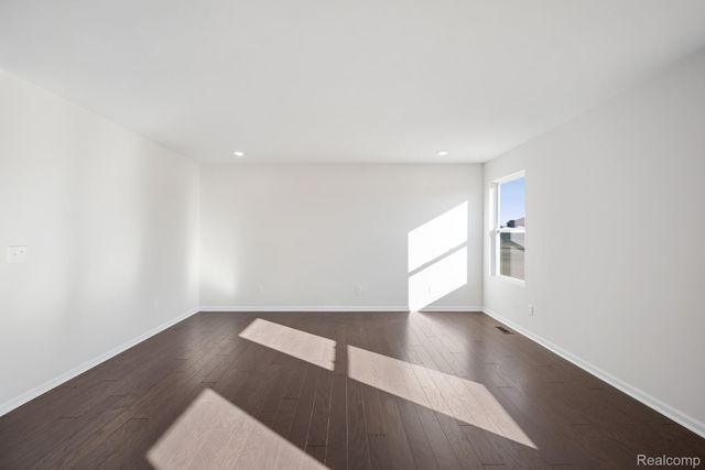 416 Hidden River, Holly Township, MI 48442