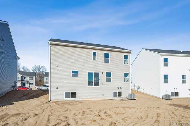 416 Hidden River, Holly Township, MI 48442