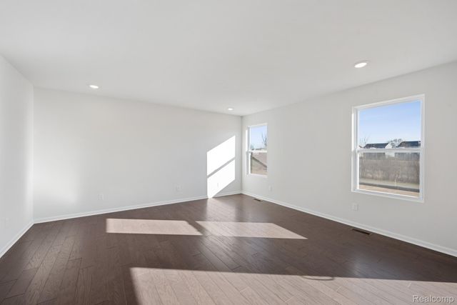 416 Hidden River, Holly Township, MI 48442