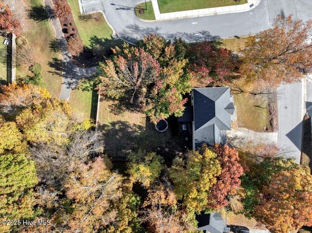 201 Sarazen Drive, Clayton, NC 27527