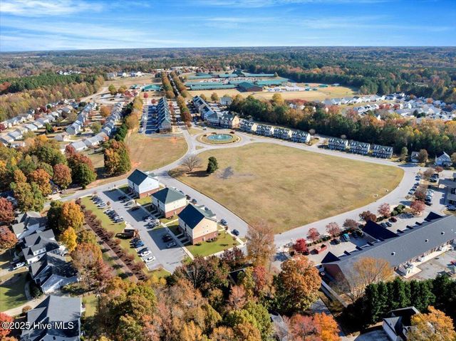 201 Sarazen Drive, Clayton, NC 27527