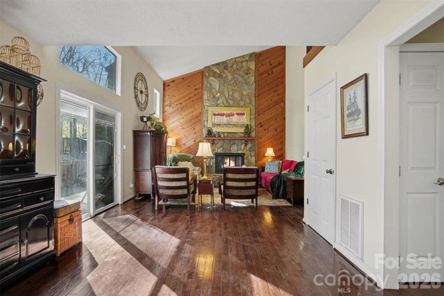 8968 St Croix Lane, Charlotte, NC 28277