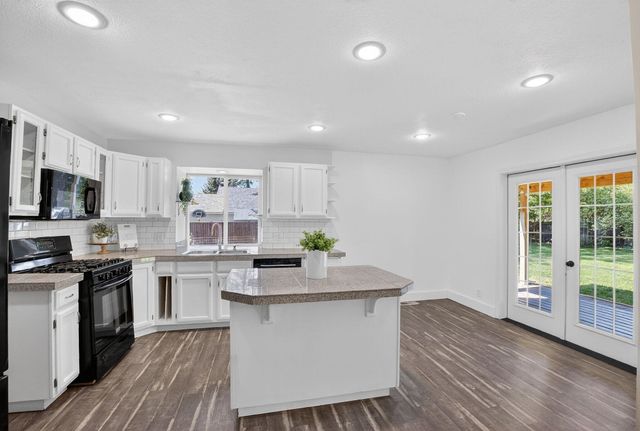 4413 E Moody Ln, Mead, WA 99021