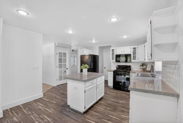 4413 E Moody Ln, Mead, WA 99021