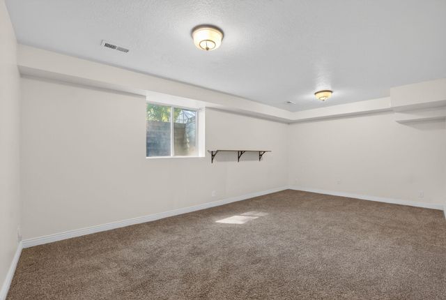 4413 E Moody Ln, Mead, WA 99021