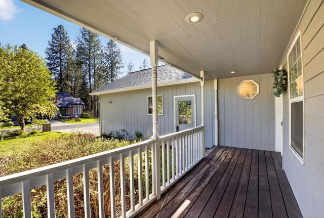 4413 E Moody Ln, Mead, WA 99021