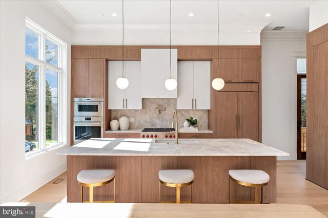 5011 FULTON ST NW, Washington, DC 20016