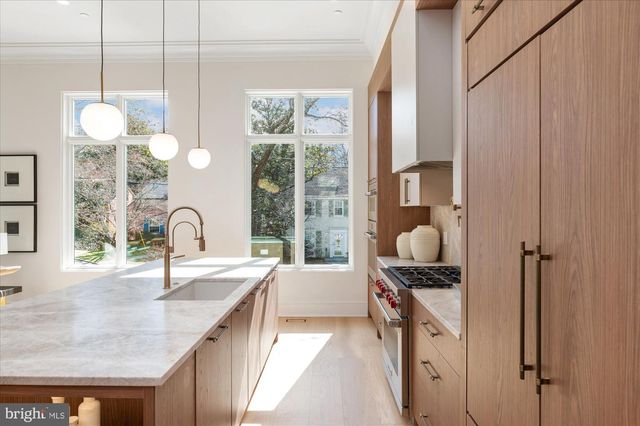 5011 FULTON ST NW, Washington, DC 20016