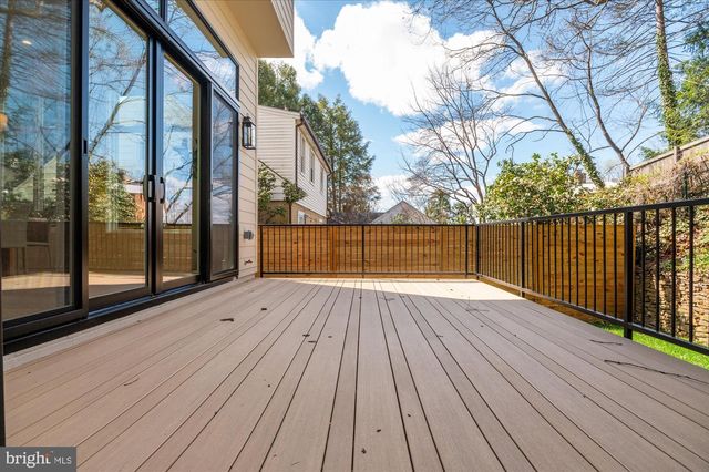 5011 FULTON ST NW, Washington, DC 20016