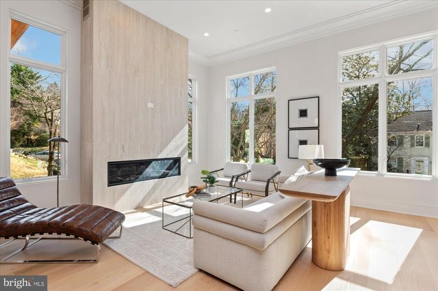 5011 FULTON ST NW, Washington, DC 20016