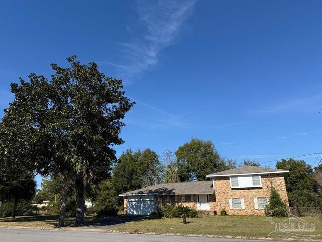 1202 E Yonge St, Pensacola, FL 32503