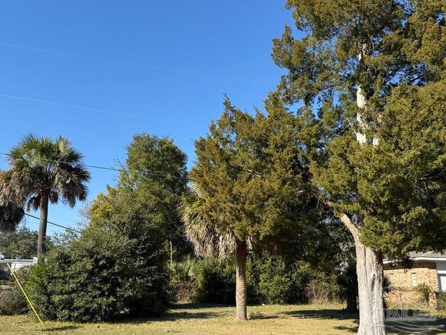 1202 E Yonge St, Pensacola, FL 32503