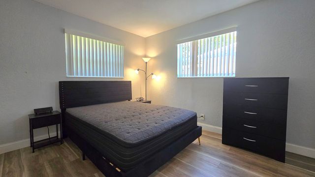 5815 Cleveland Street, Hollywood, FL 33021