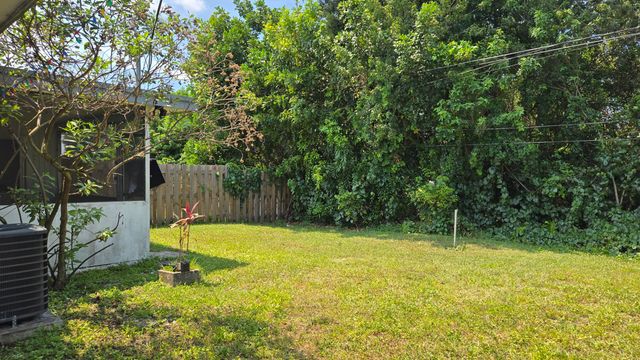 5815 Cleveland Street, Hollywood, FL 33021