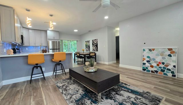 5815 Cleveland Street, Hollywood, FL 33021