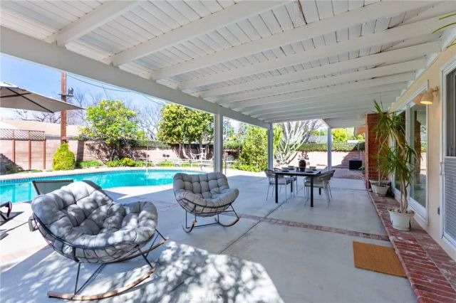 11017 Baird, Porter Ranch, CA 91326