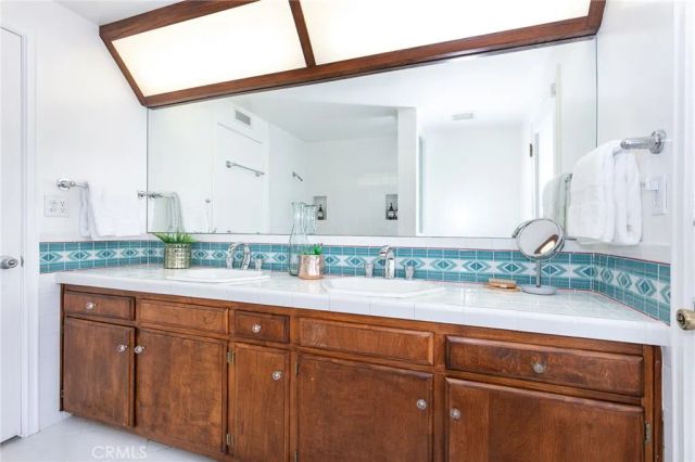 11017 Baird, Porter Ranch, CA 91326