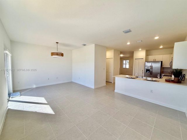 2767 SE 25th Ave, Homestead, FL 33035