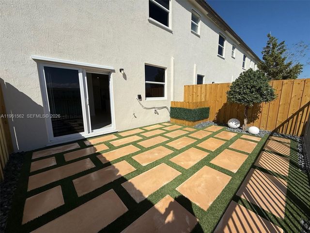 2767 SE 25th Ave, Homestead, FL 33035