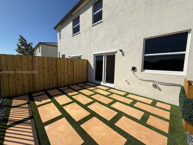 2767 SE 25th Ave, Homestead, FL 33035