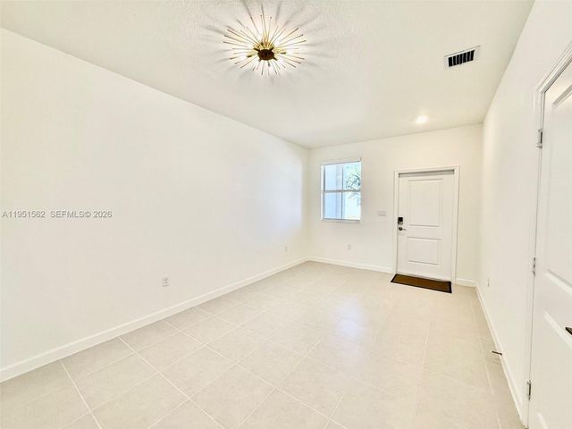 2767 SE 25th Ave, Homestead, FL 33035