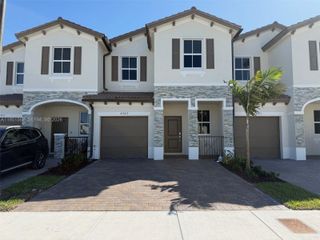 2767 SE 25th Ave, Homestead, FL 33035