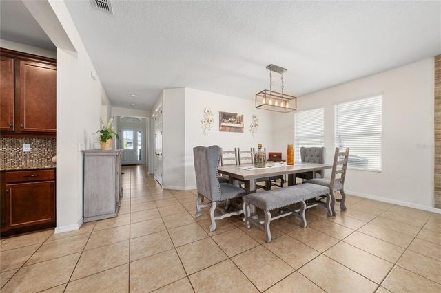 2121 AVIAN LOOP, Kissimmee, FL 34741