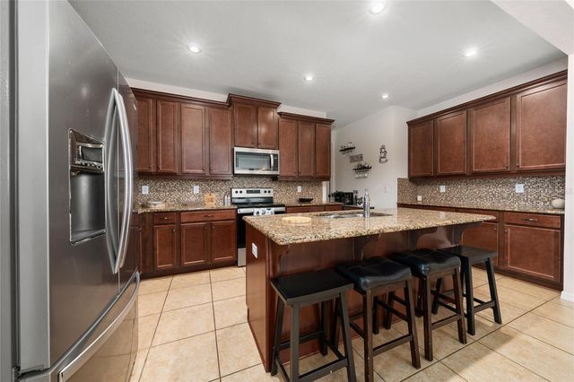 2121 AVIAN LOOP, Kissimmee, FL 34741