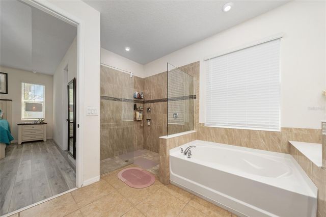 2121 AVIAN LOOP, Kissimmee, FL 34741