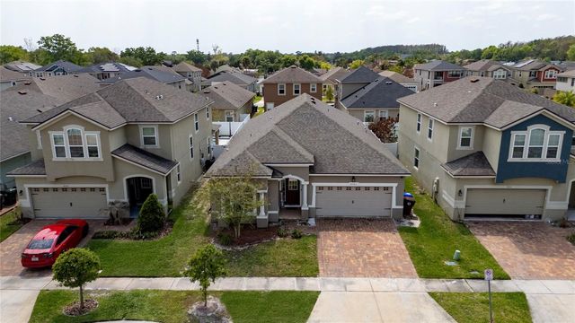 2121 AVIAN LOOP, Kissimmee, FL 34741