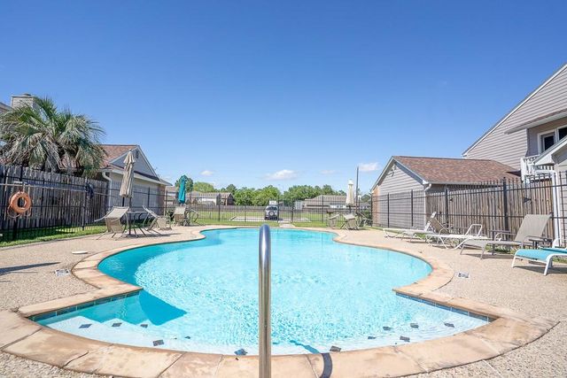 14020 Schroeder Road 141, Houston, TX 77070