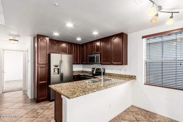 477 N ALDER Court, Gilbert, AZ 85233