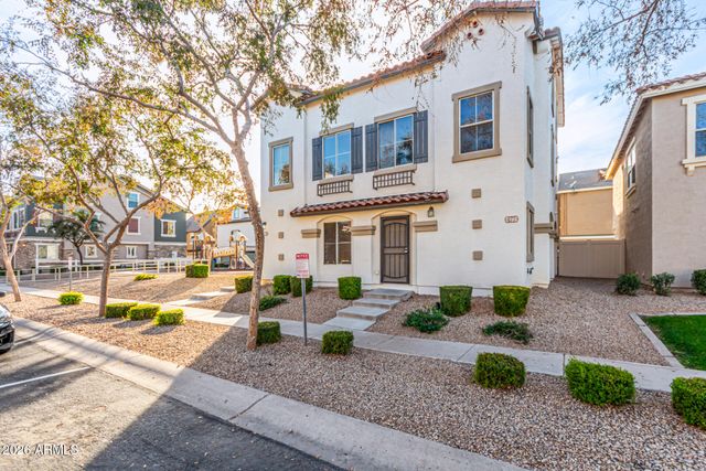 477 N ALDER Court, Gilbert, AZ 85233