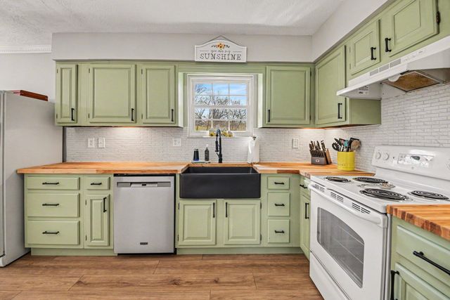 9668 Licking Pike, Alexandria, KY 41001