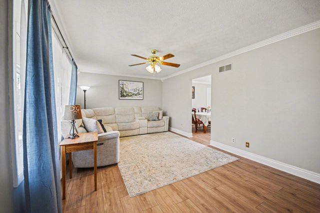 9668 Licking Pike, Alexandria, KY 41001