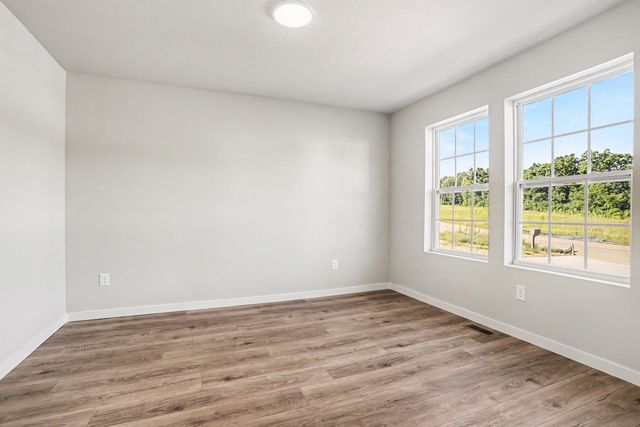 18370 Loganwood Trail, Pennfield Twp, MI 49014