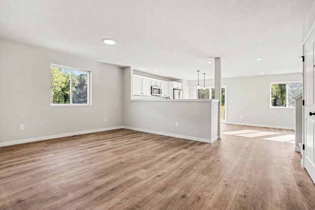 18370 Loganwood Trail, Pennfield Twp, MI 49014
