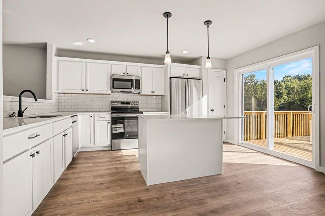 18370 Loganwood Trail, Pennfield Twp, MI 49014
