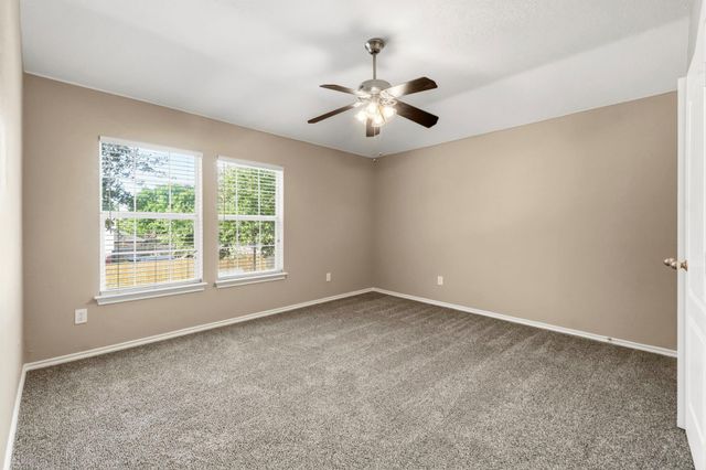 11822 Green Willow Falls Drive, Tomball, TX 77375