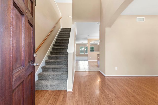 11822 Green Willow Falls Drive, Tomball, TX 77375