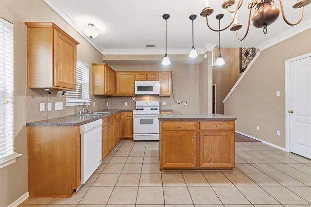 11822 Green Willow Falls Drive, Tomball, TX 77375