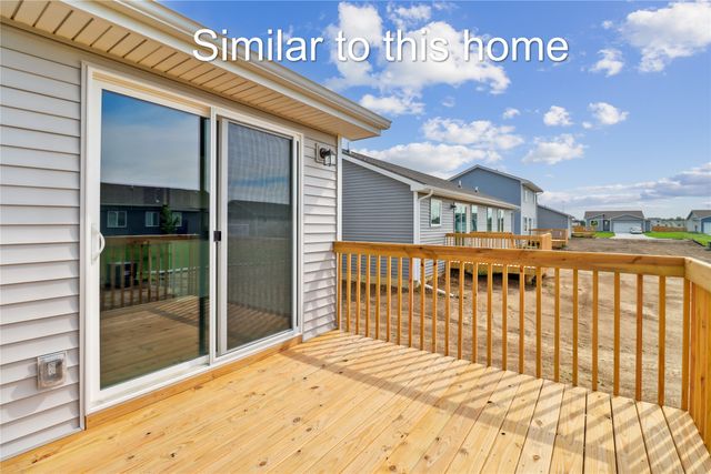 2209 White Oak Lane, Granger, IA 50109