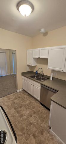 1240 University Drive, Pontiac, MI 48342