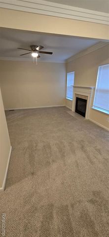 1240 University Drive, Pontiac, MI 48342