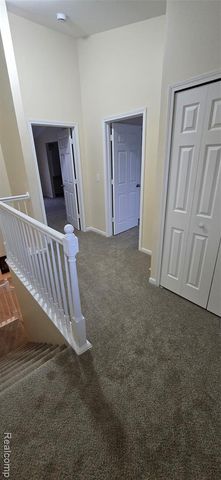 1240 University Drive, Pontiac, MI 48342