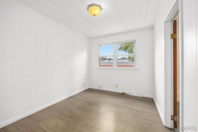 203 S 14th Street, Belleville, IL 62220