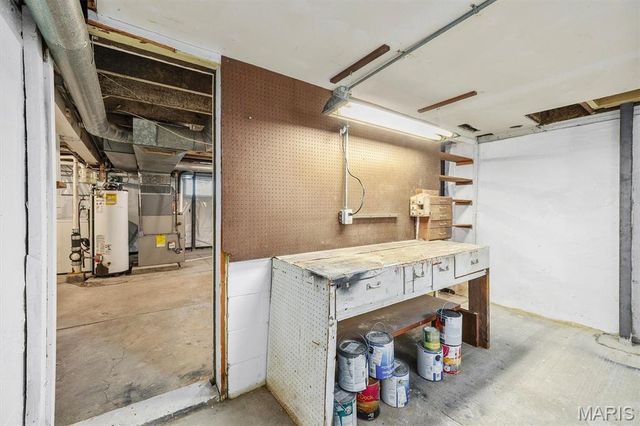 203 S 14th Street, Belleville, IL 62220