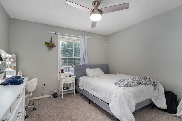 514 Chapel Hill Court, Nixa, MO 65714