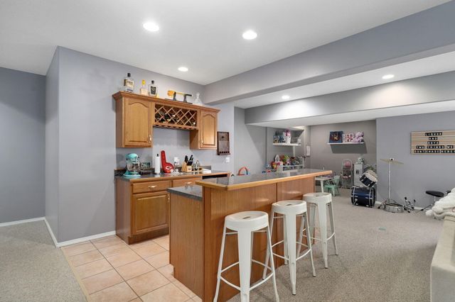 514 Chapel Hill Court, Nixa, MO 65714