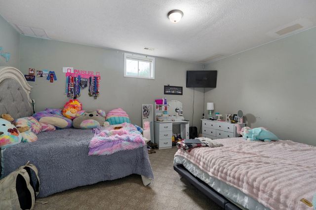 514 Chapel Hill Court, Nixa, MO 65714